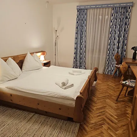 Nocleg ze śniadaniem Buchner 2*