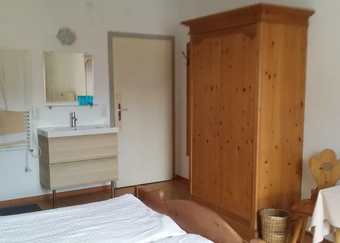 לינה וארוחת בוקר Buchner 2*